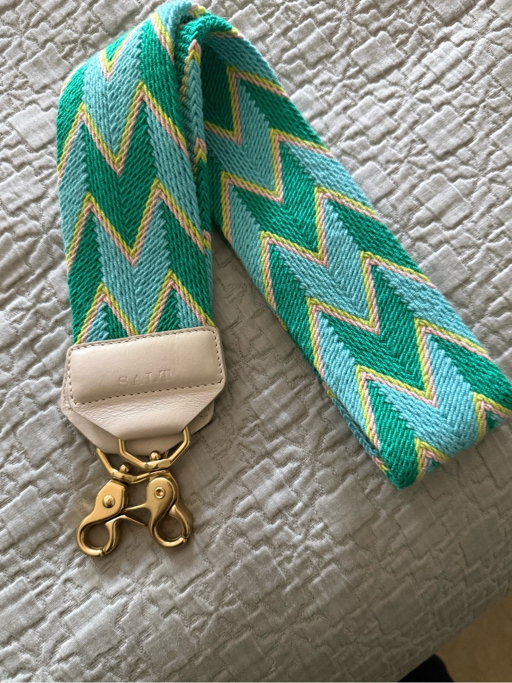Classic SALT (JENNY) woven crossbody strap.